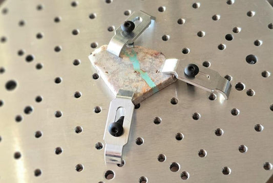 Grid Fixture Clamps ( mini )  3 OF THESE CLIPS COME WITH THE GRID PLATES !