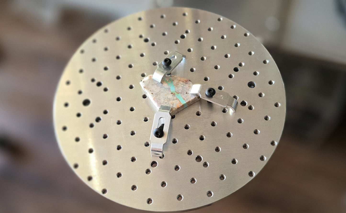 Lazy Susan - Grid Fixture - 7in