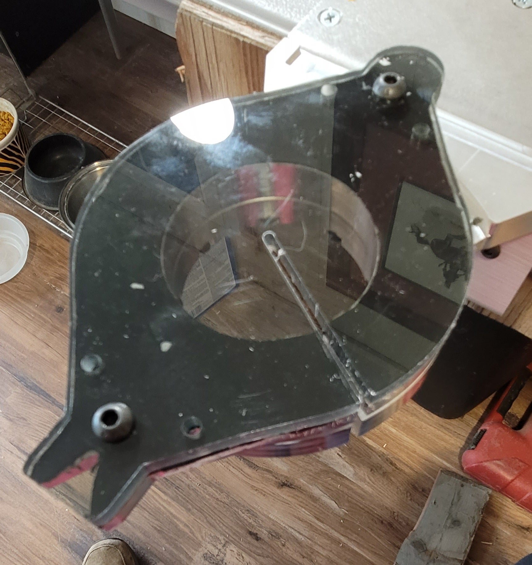 Removable polycarbonate top plate